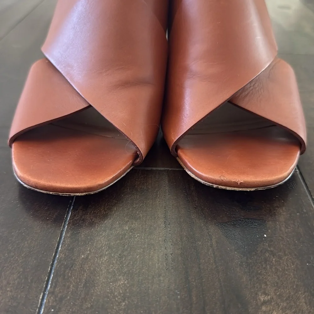 Vince Block Heel Brown Leather Sandals - Picture 3 of 8